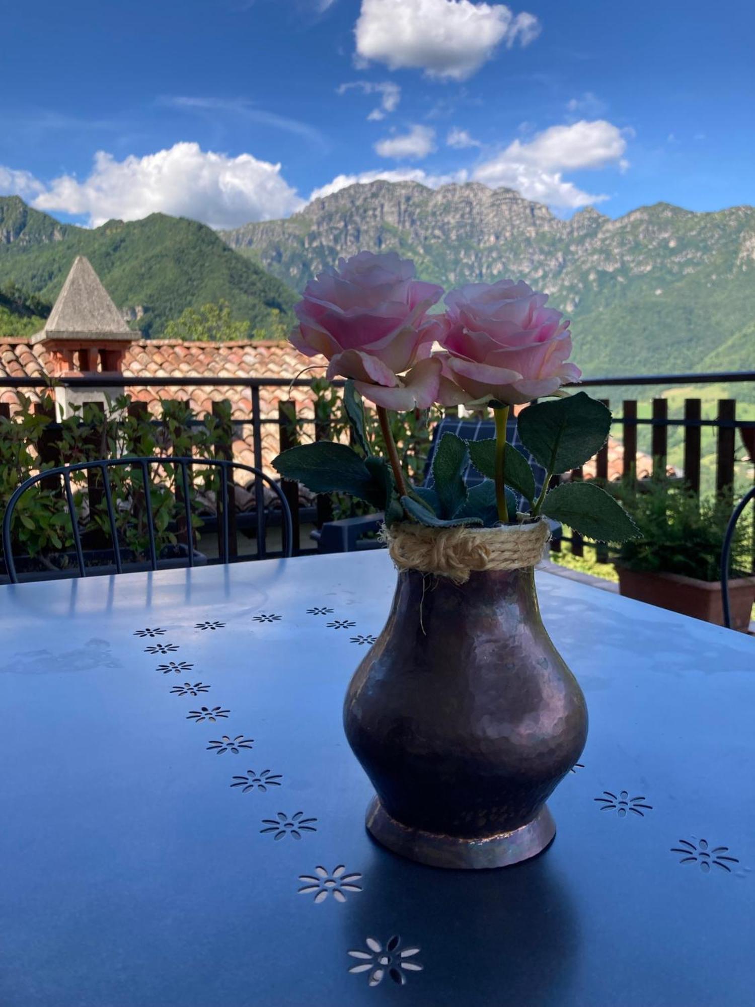 Bed and Breakfast A Casa Di Gianni E Mari Vestone Exterior foto